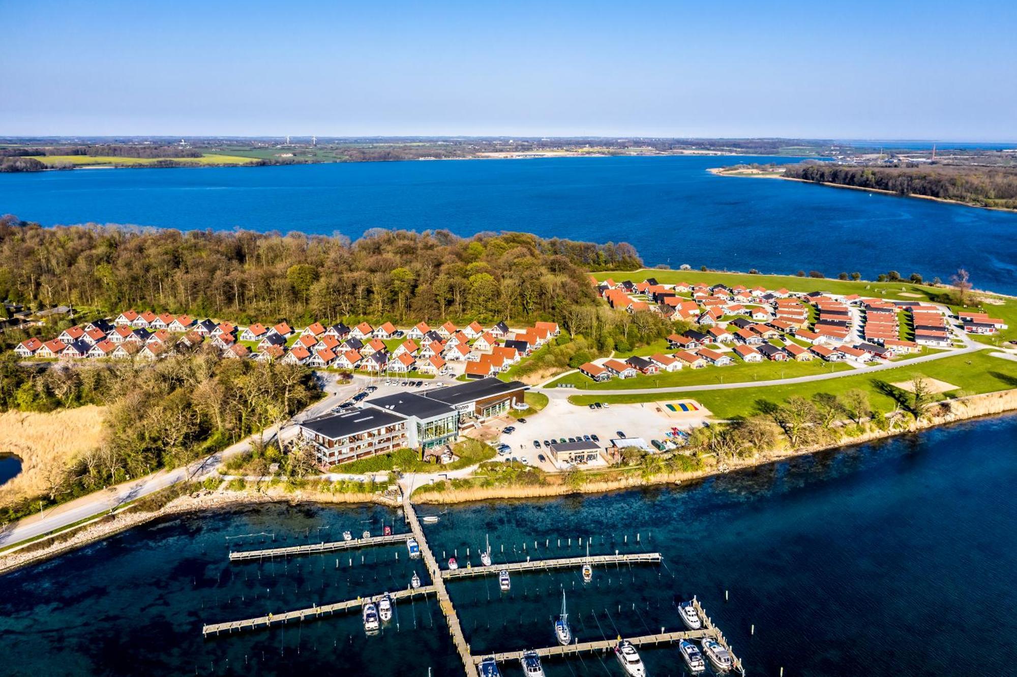 Enjoy Resorts Marina Fiskenaes - Wellness & Waterpark Gråsten エクステリア 写真
